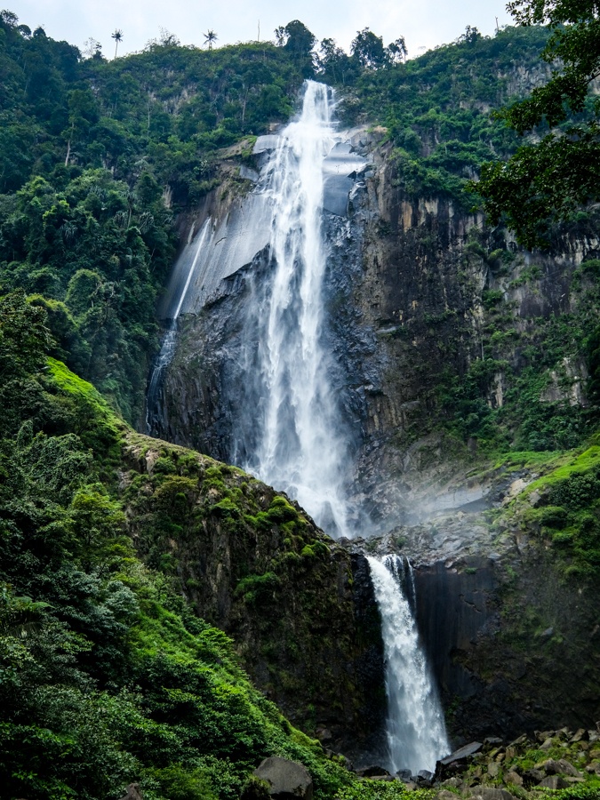 19 Best Waterfalls To See In Indonesia
